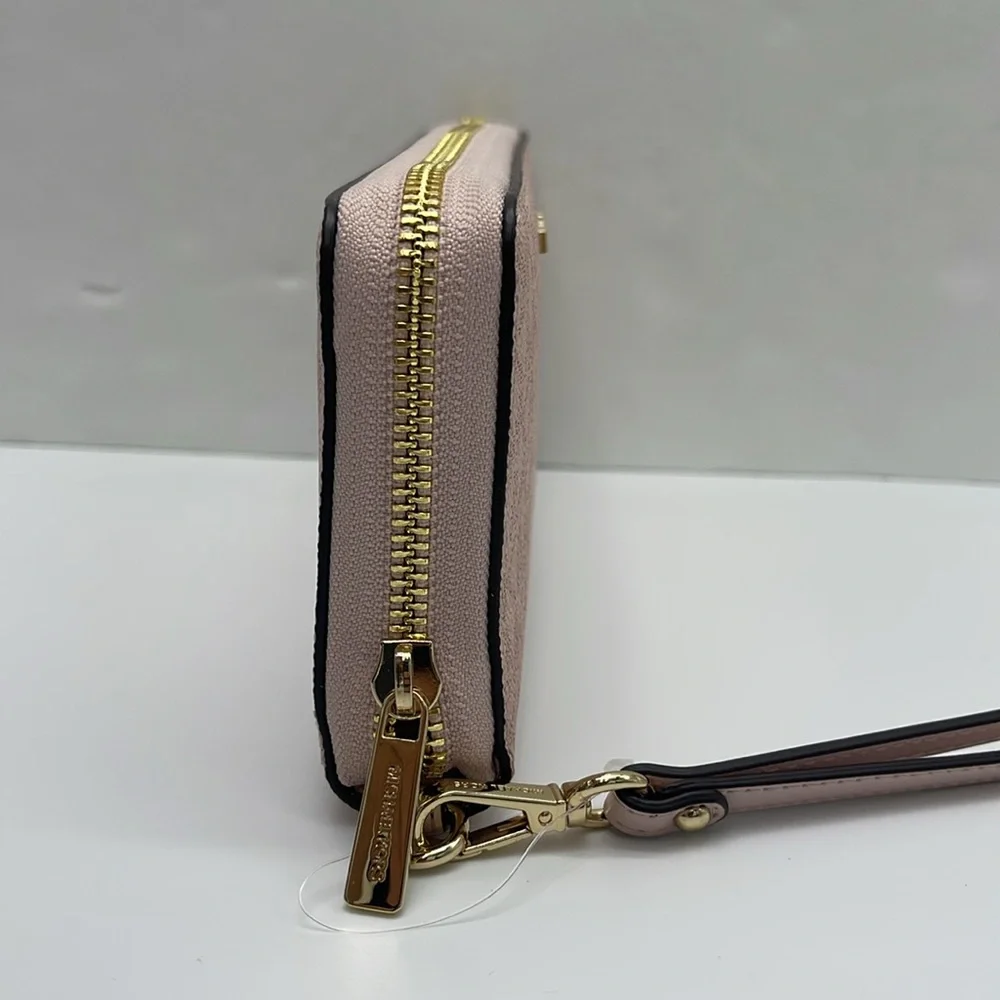 MICHAEL KORS Jet Set Travel Lg Signature Logo Continental Wristlet Phone Holder - Picture 13 of 16